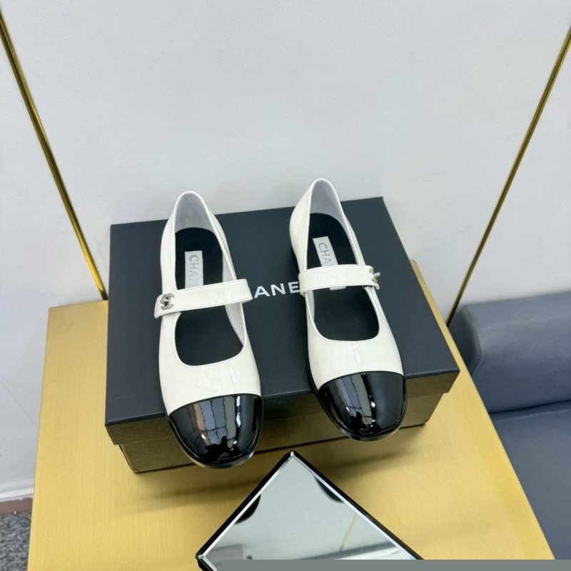 Ch*el flat shoes